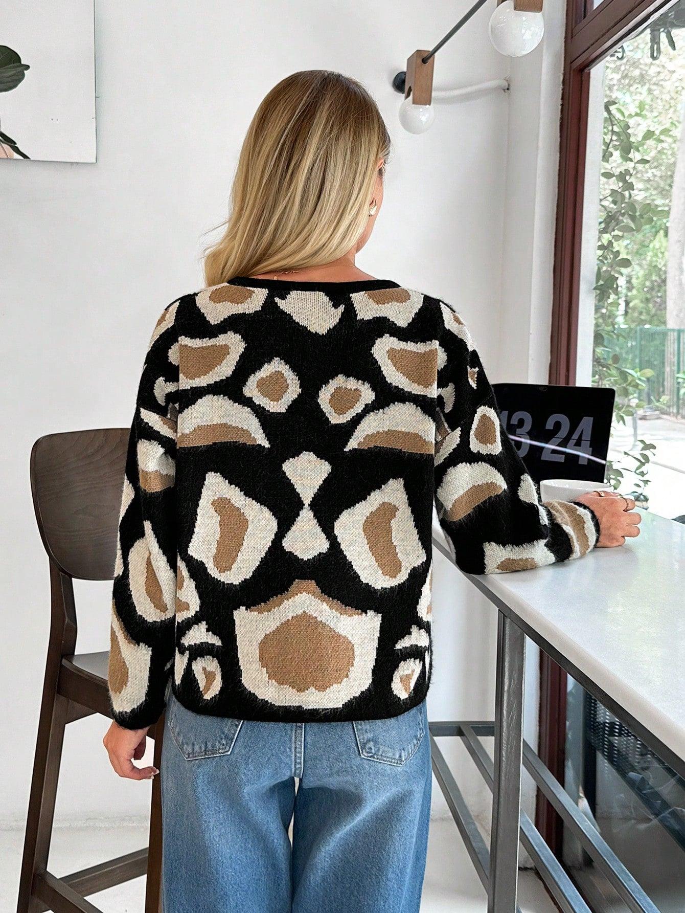 Premium Siyah Leopar Desenli Kadın Triko Hırka TR241289