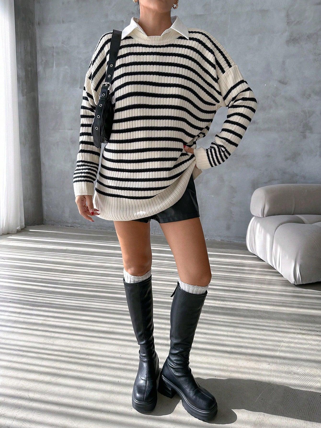 Kadın Çizgili Oversize Triko Kazak TR241226