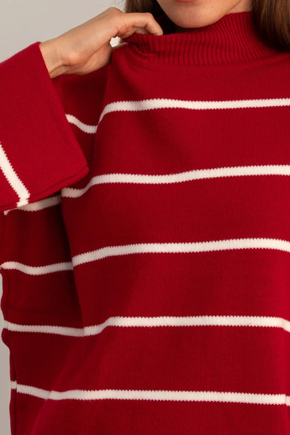 Premium Siyah Çizgili Yarım Balıkçı Yaka Oversize Kadın Kazak TR231201