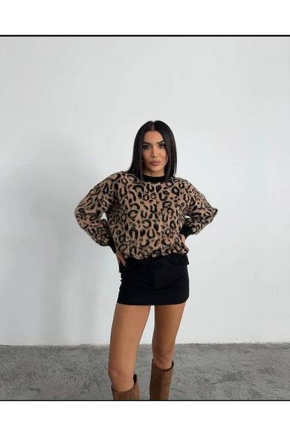 Leopar Yumoş Şardonlu Kadın Triko Kazak