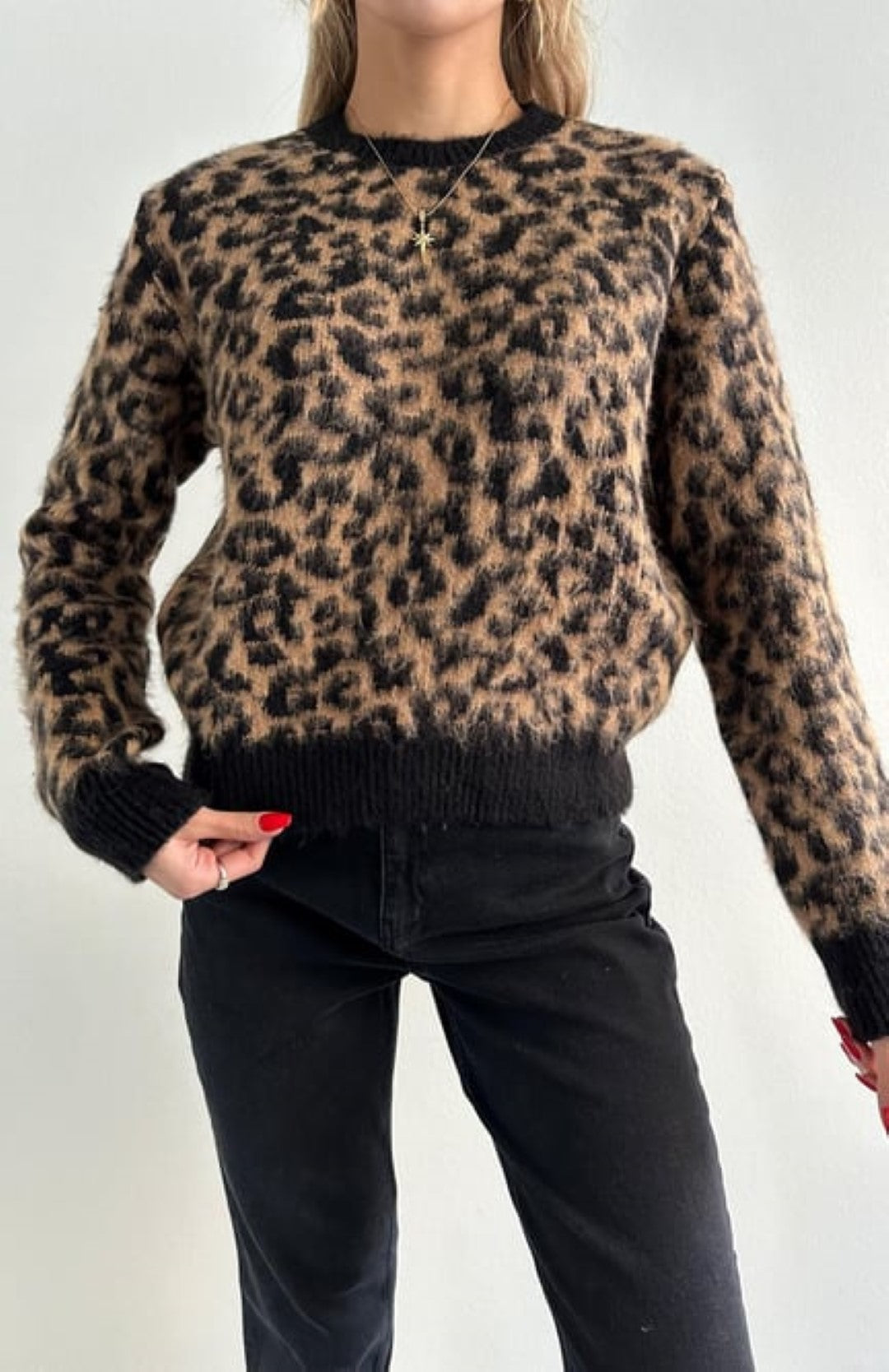 Leopar Yumoş Şardonlu Kadın Triko Kazak